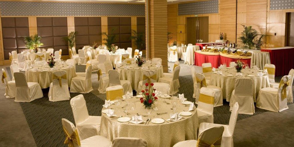 Radisson Blu Suites Gurgaon Exterior photo